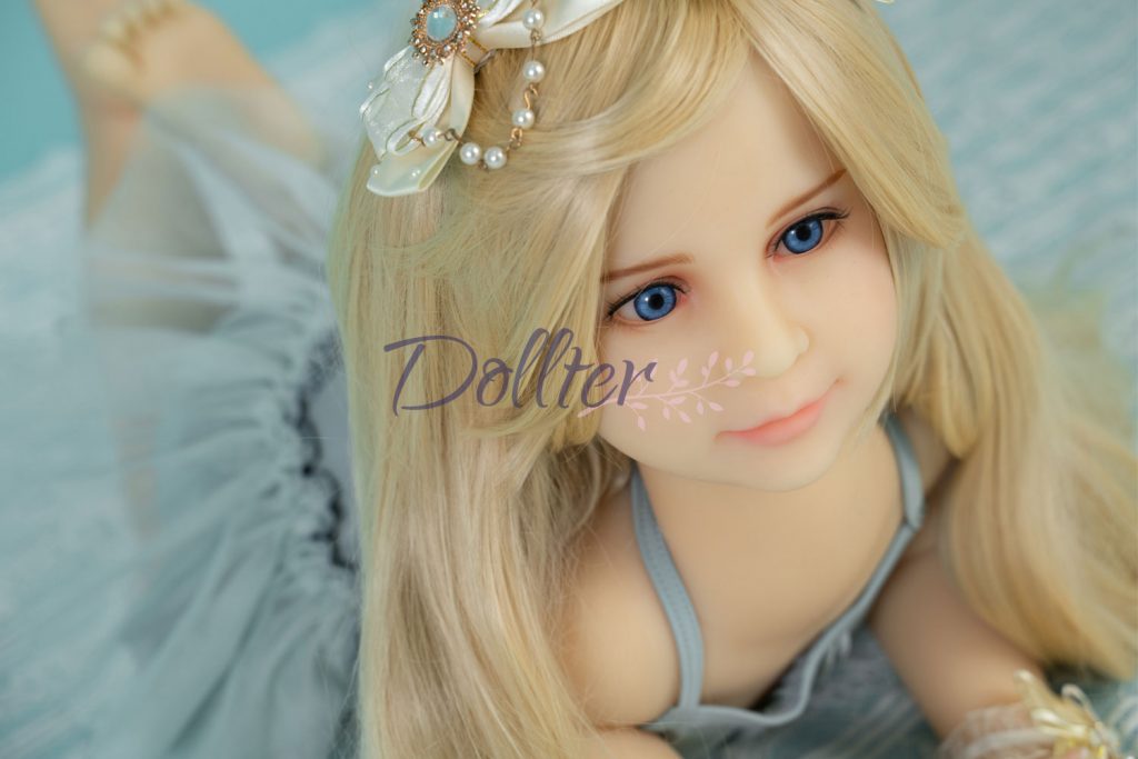 dollter-chubby-blonde (3)